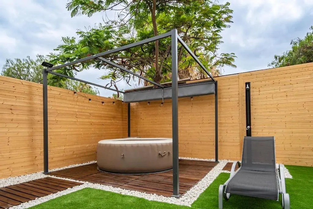Apartamento Private Paradise On Cozy Campsite, Jacuzzi, Netflix Las Galletas